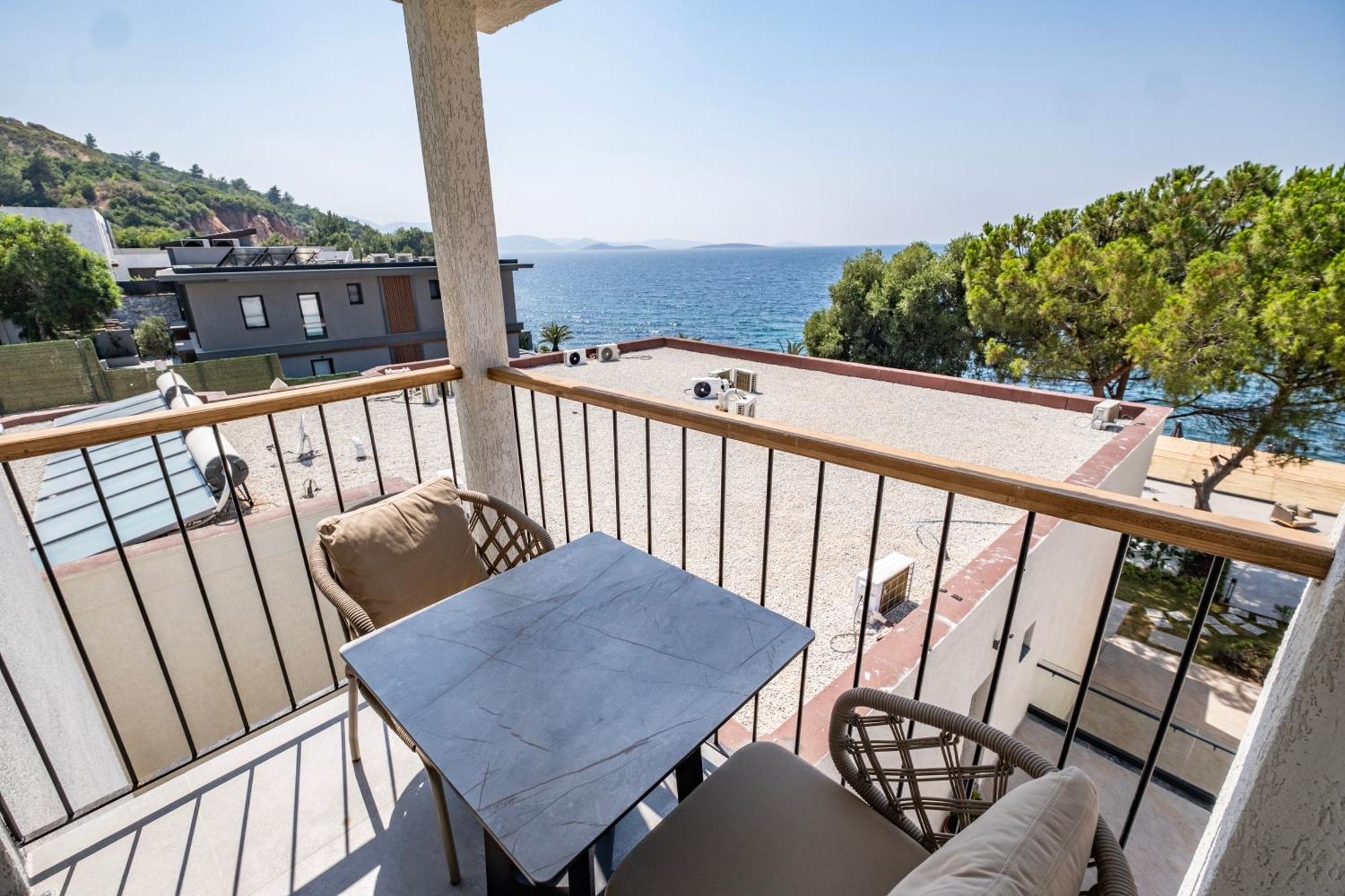 Isolina Bodrum Luaran gambar