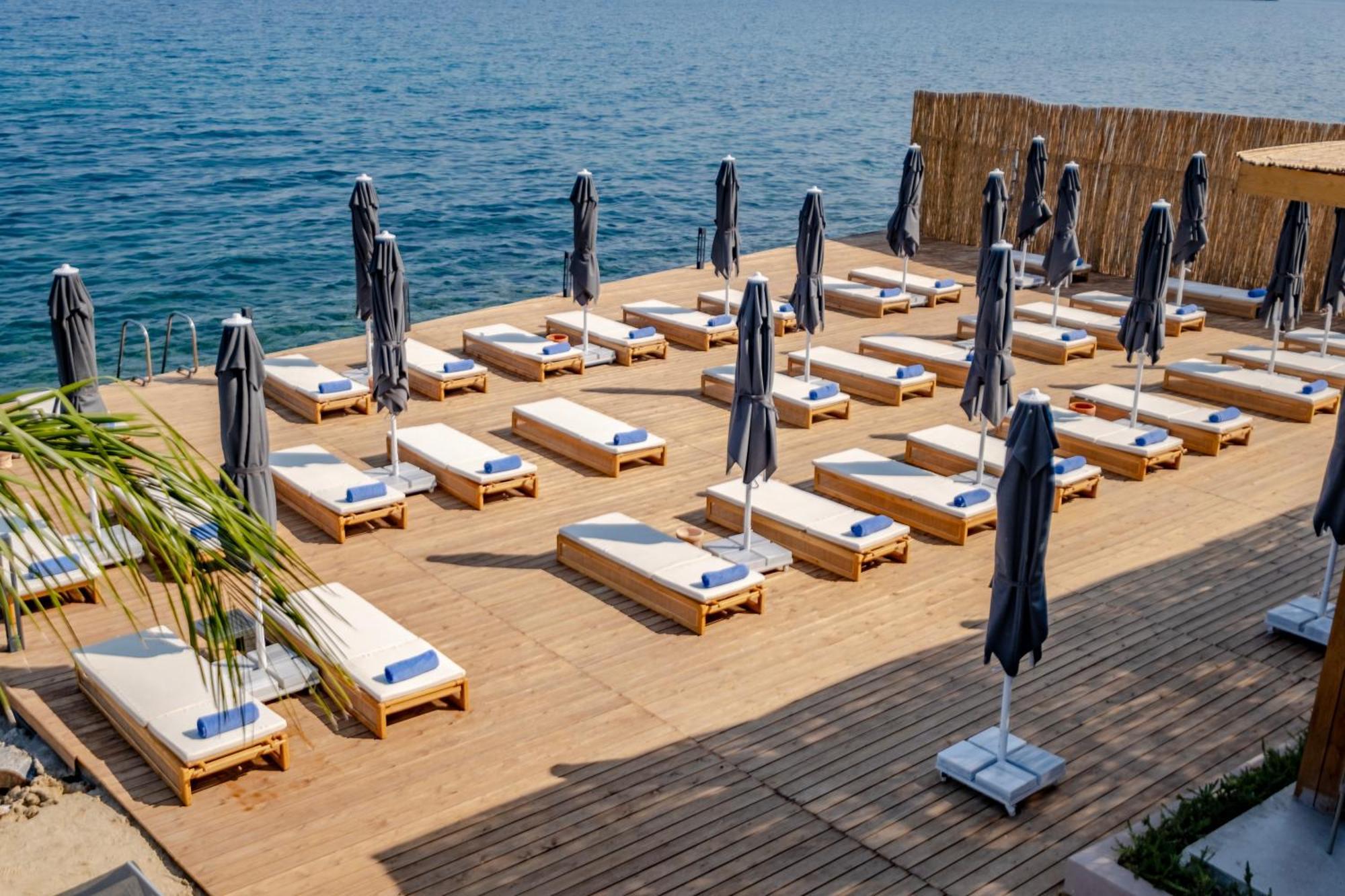 Isolina Bodrum Luaran gambar