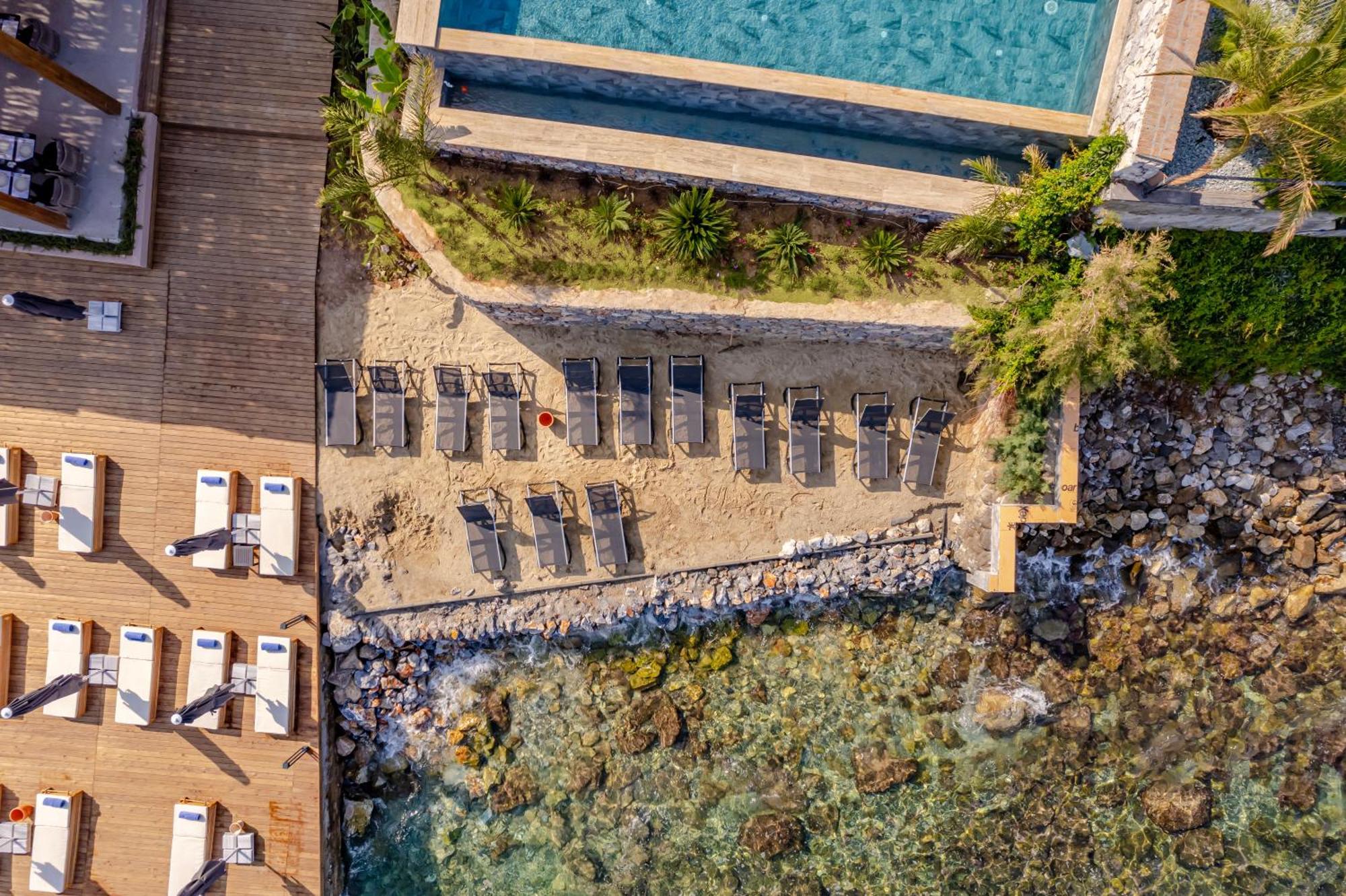 Isolina Bodrum Luaran gambar