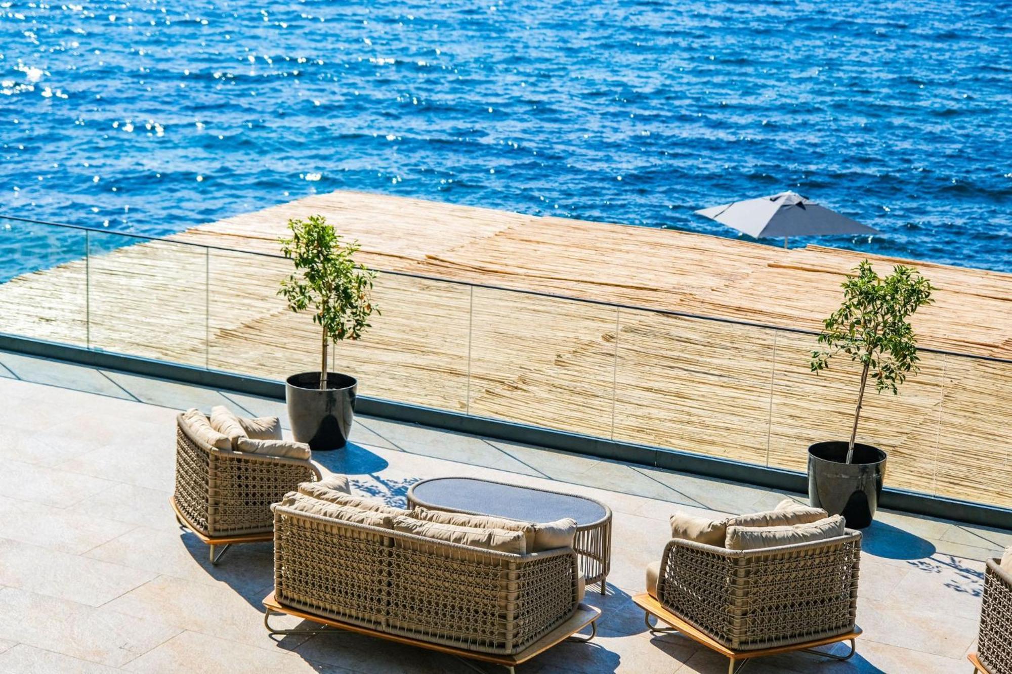 Isolina Bodrum Luaran gambar
