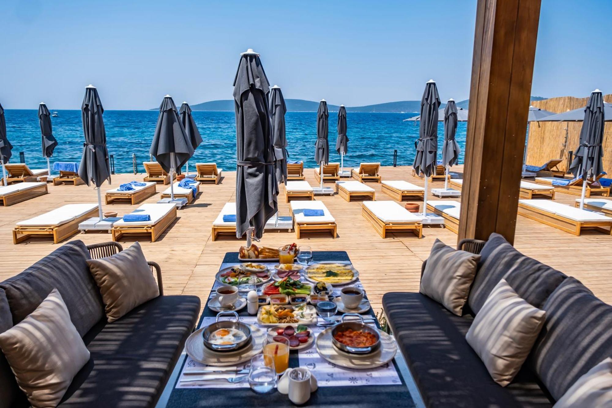 Isolina Bodrum Luaran gambar